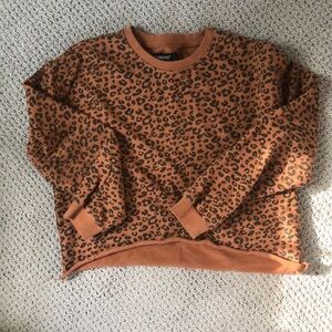 Womens’ crop sweatshirt